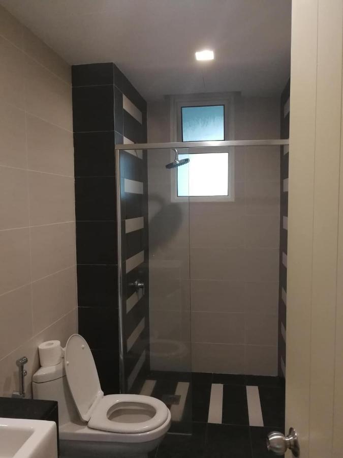 Homestay Kuala Lumpur ; Terminal Tbs ; Bukit Jalil Eksteriør billede